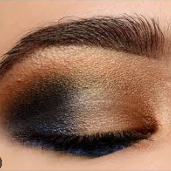 Mac Cosmetics Frost Eyeshadow - Picture 6 of 6